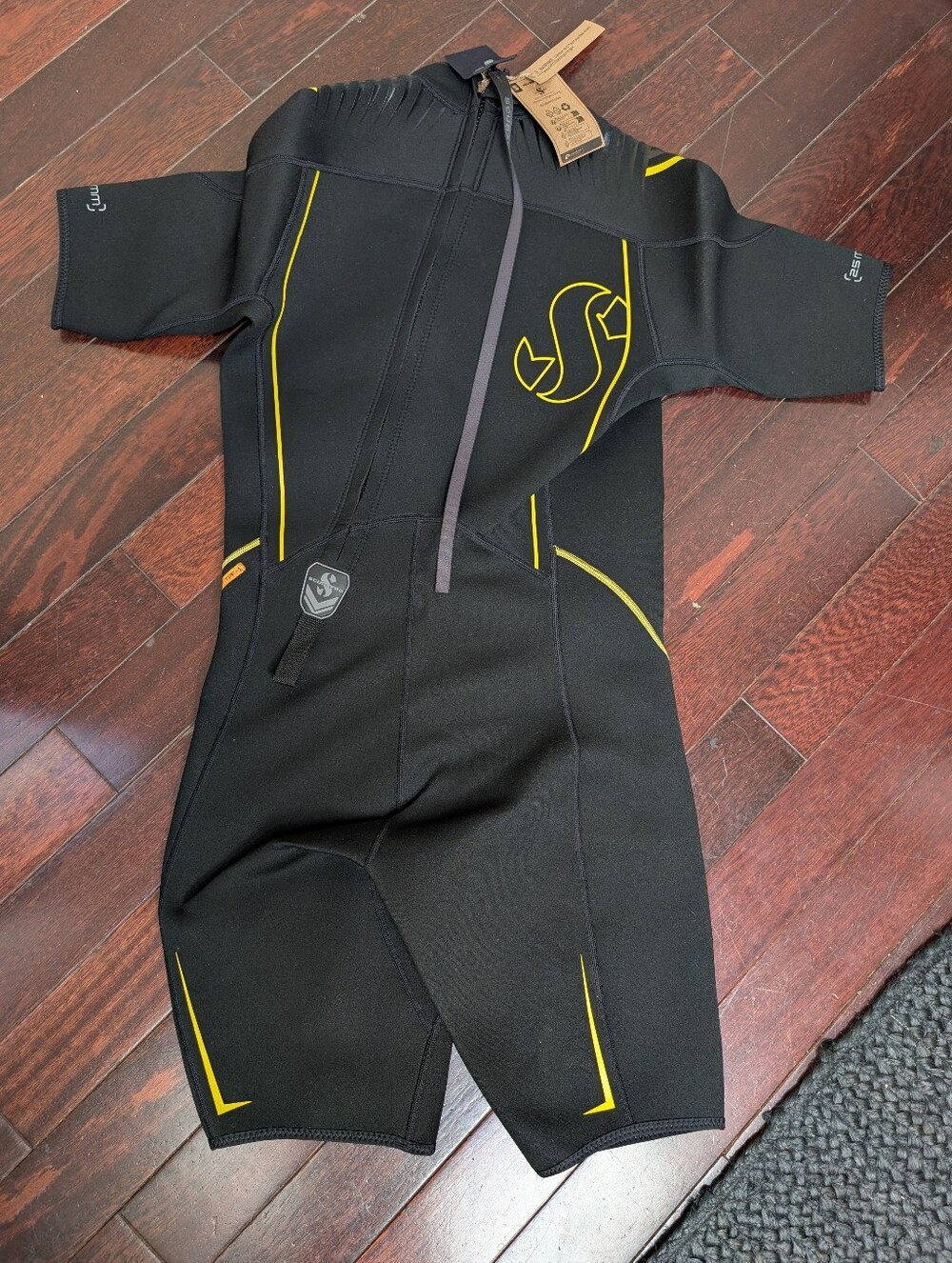 Scubapro 2.5mm Definition Men's Shorty Wetsuit - Picture 3 of 7
